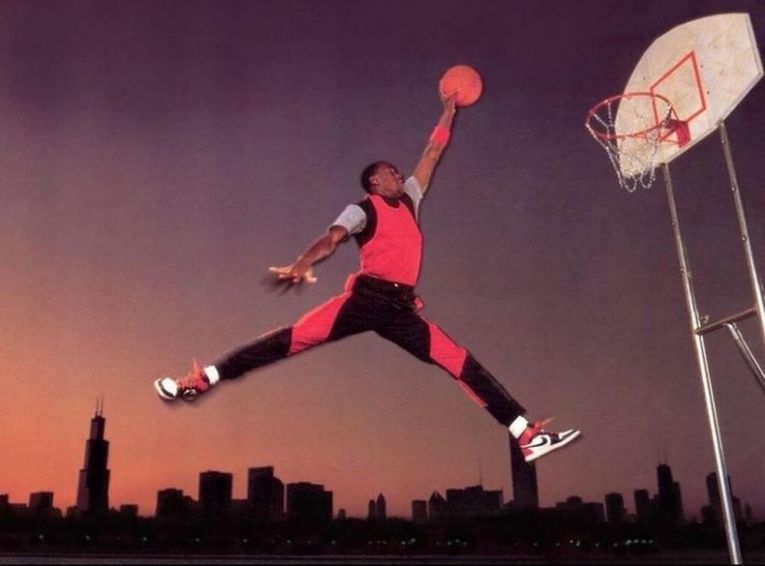 Изображение Майкла Джордана, позже ставшего логотипом Air Jordan, 1984